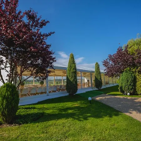 The Amber Business & Hotel Olesnica (Lower Silesia)