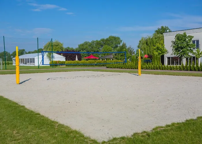 Hotel The Amber Business &